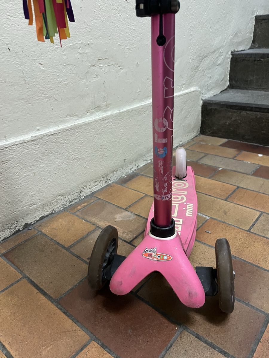 Micro Kickboard: Micro Mini Scooter – Gebraucht aus Zürich von Deyaso 1
