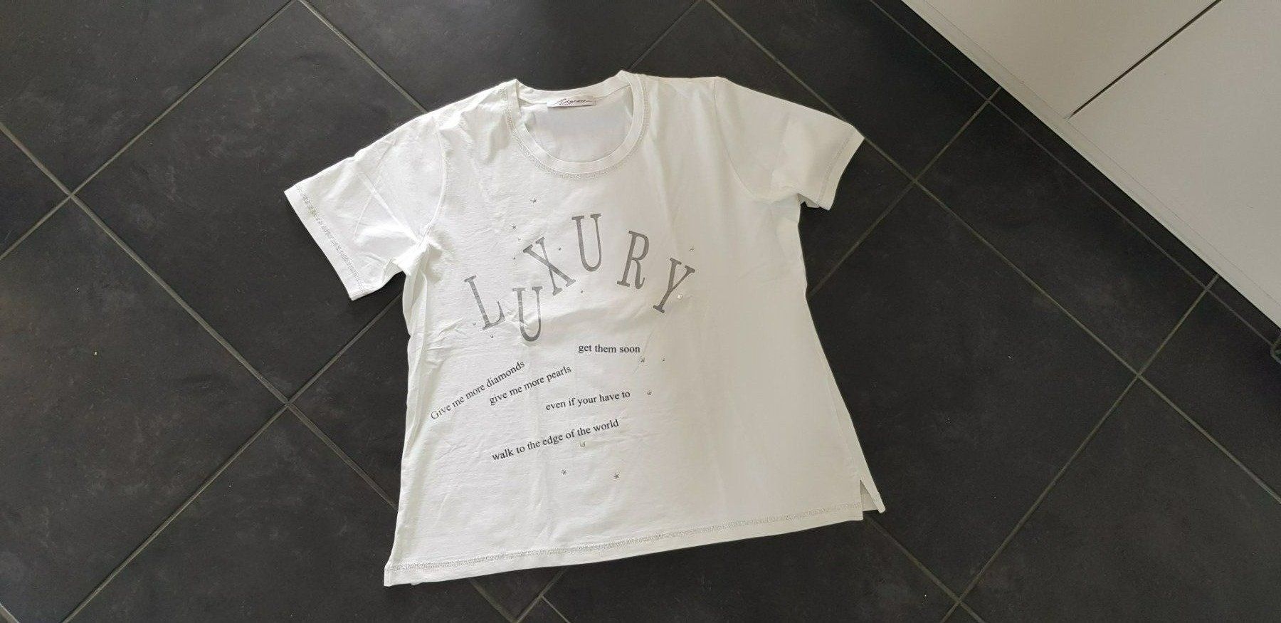 T-Shirts: T-Shirt SiSignora, Grösse 50 – Neu (gemäss Beschreibung) aus WALTERSWIL SO von thb_ybm8