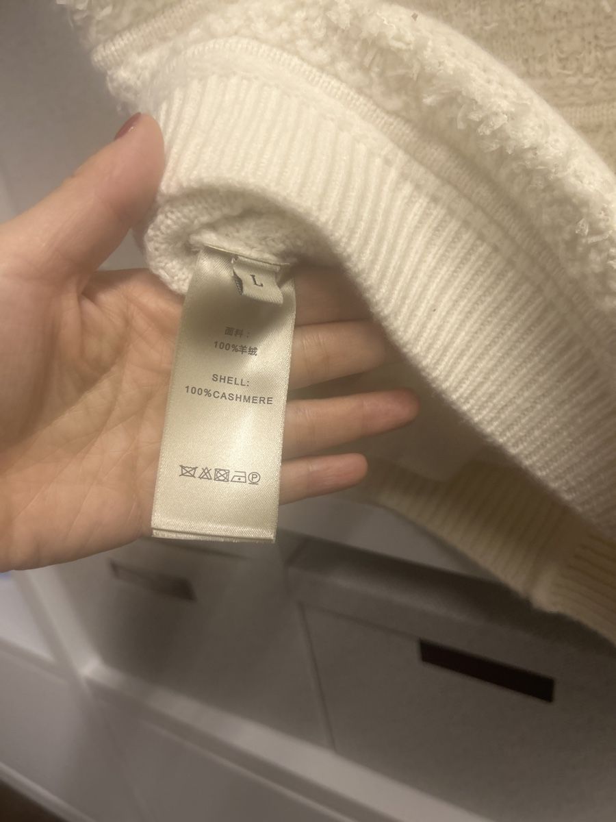 Gilet & Giacche senza maniche: High quality cashmere white knitted vest, size M – Nuovo e nell'imballaggio originale da Zug venduto da luc_8rvs 7