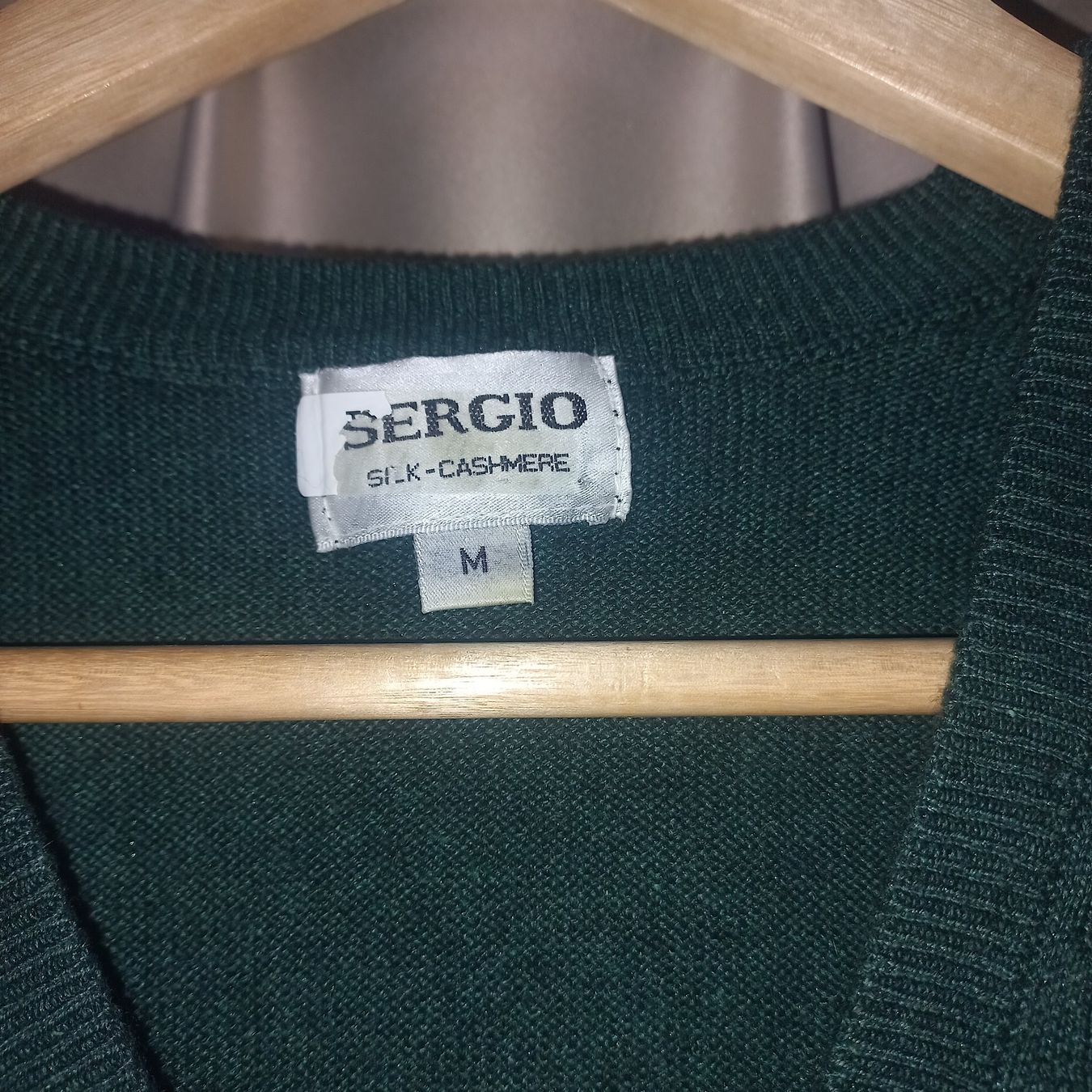 Pullover & Sweatshirts: Pullunder Dunkelgrün Seide/Wolle (m eher L) – Gebraucht aus Niederhelfenschwil von pyr_n8bb 1