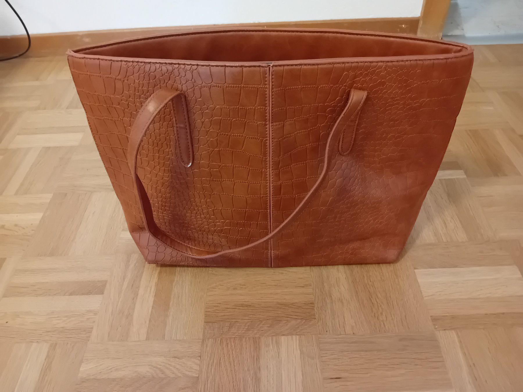 Borse da donna: Braune Handtasche in Kroko-Optik - von Chicoree – Usato da Düdingen venduto da Bire19 2