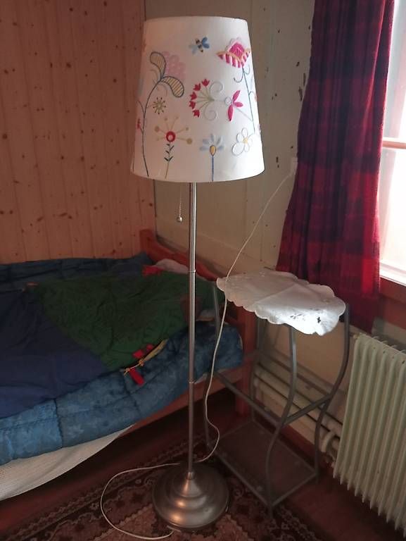 Lampen: Alte schön verziehrte Schirmlampe – Gebraucht aus Mötschwil von got_kss6 2