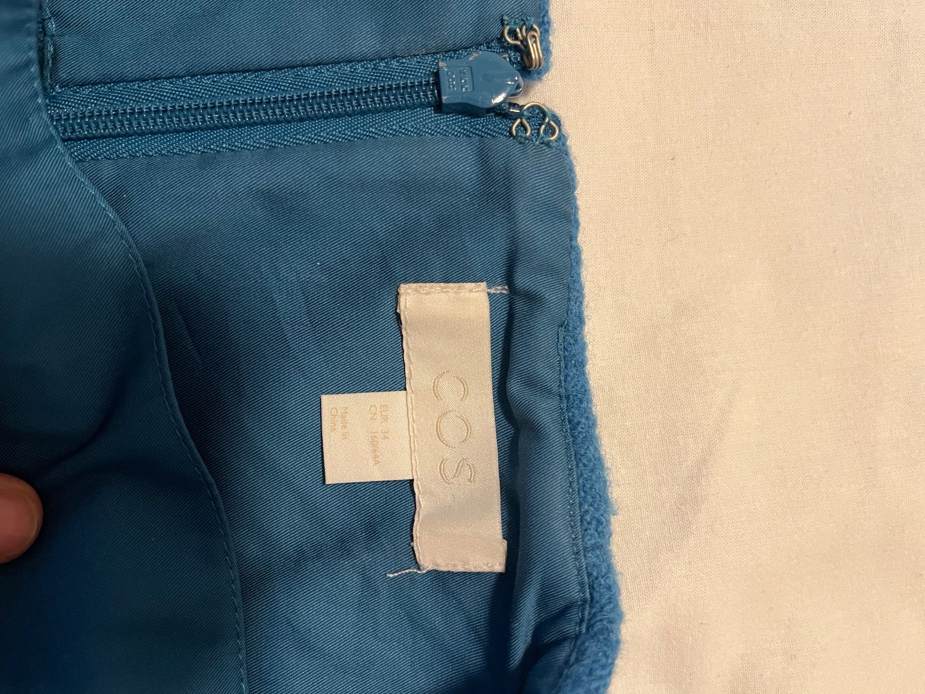 Cos Gonne: Perfekter blauer Minirock von COS – Usato da Basel venduto da jfa_5rzf 5