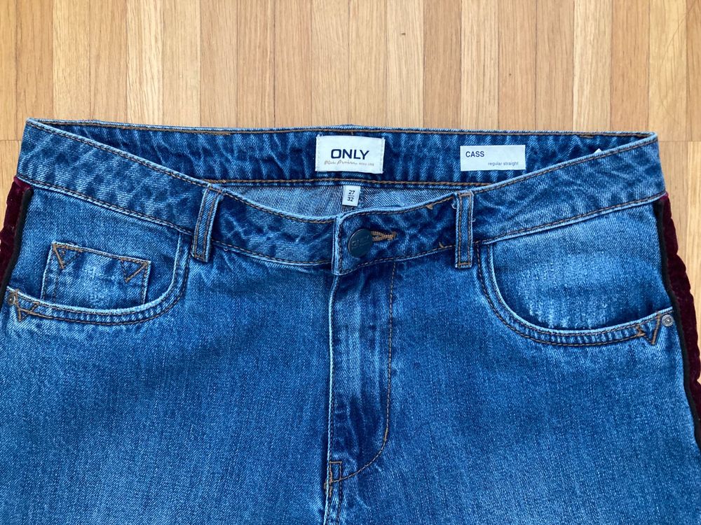 ONLY Jeans mit seitlichen "Samtstreifen" - wie neu 3