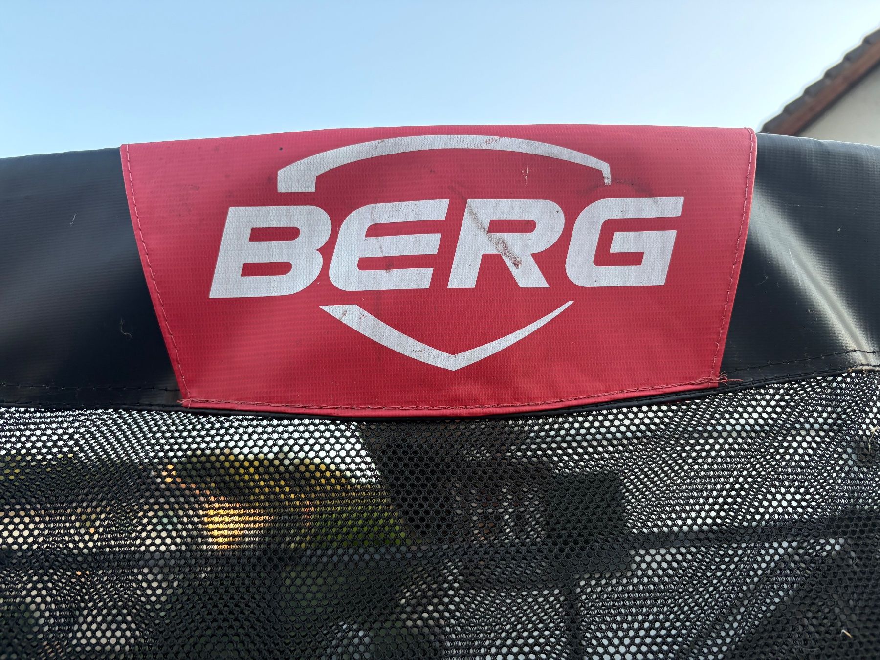 Trampolines: Berg Trampolin Champion d=330cm – D'occasion à Freienstein par mir_pz2t 1