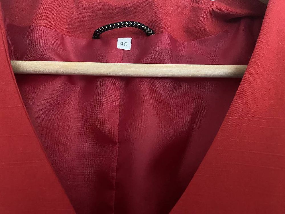Giacche: Blazer rot Gr. 50 – Usato da Kehrsatz venduto da Gip4me 2