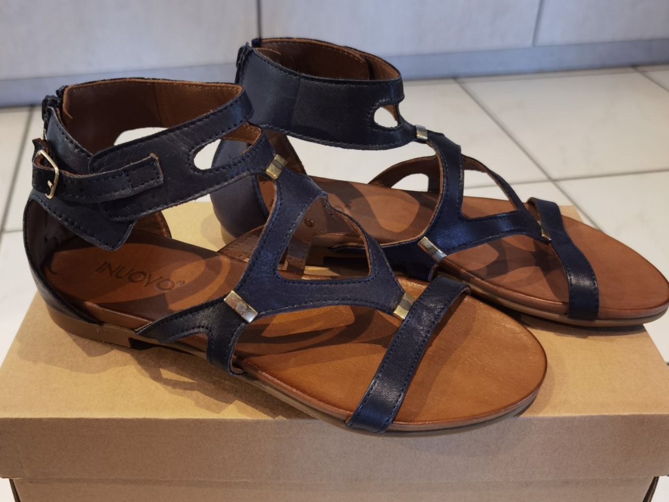 Scarpe da donna: Leder Sandalen Gr 36 – Nuovo (secondo la descrizione) da Uerkheim venduto da Justi.y