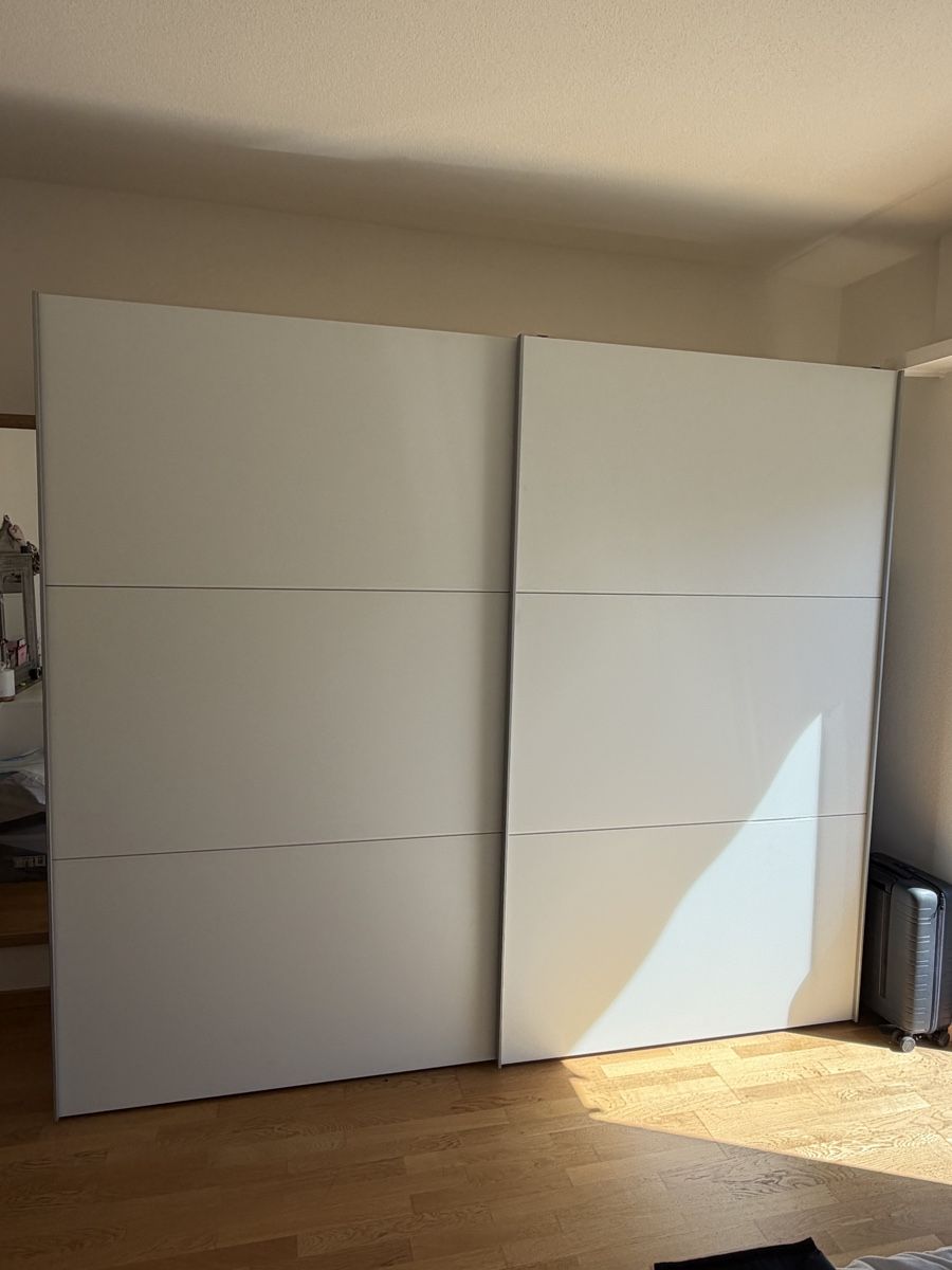 Schränke: Wardrobe 240x63x218 – Gebraucht aus Zürich von pol_jh6m 1