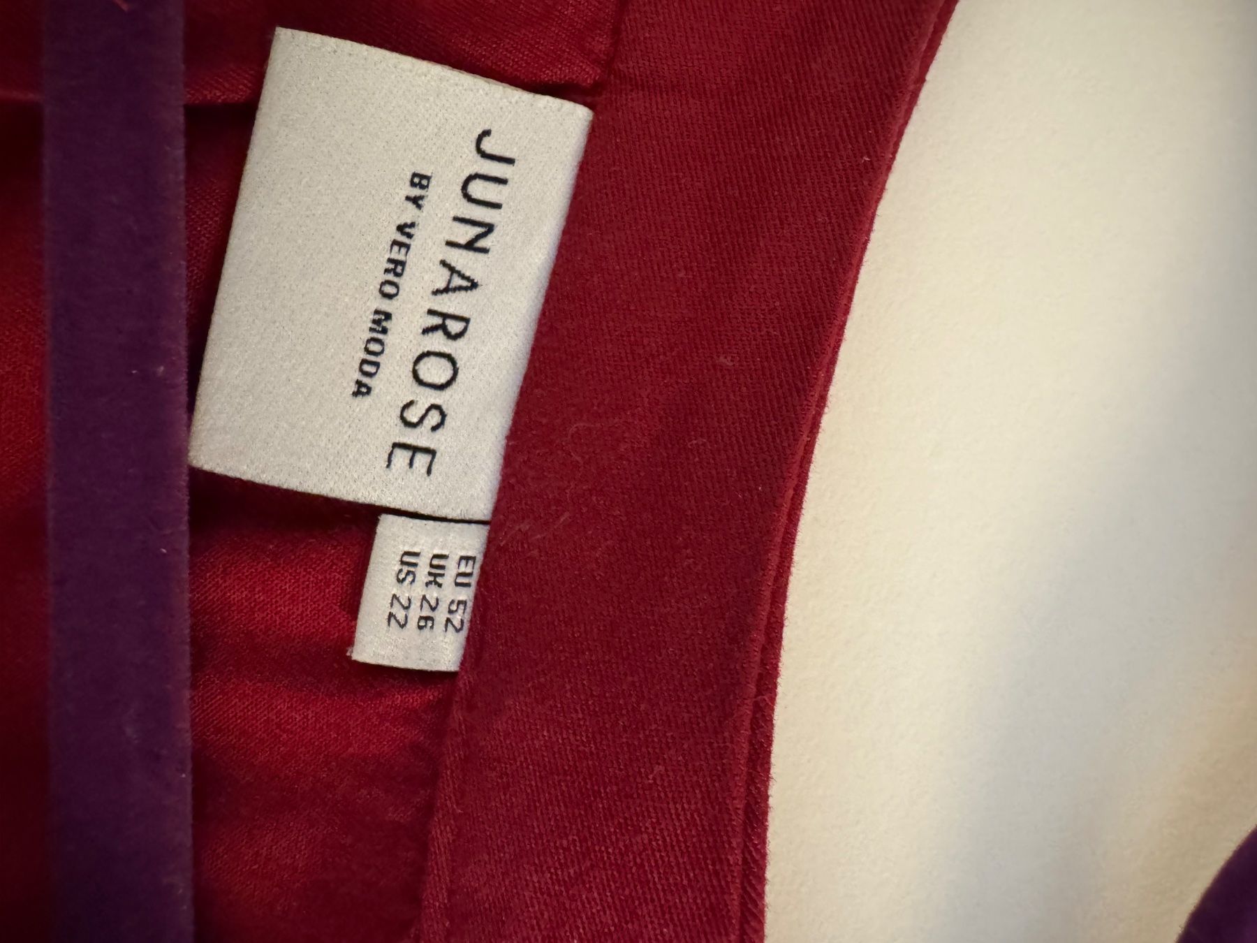 Vestiti: Kleid – Nuovo (secondo la descrizione) da Gattikon venduto da saxo16 1