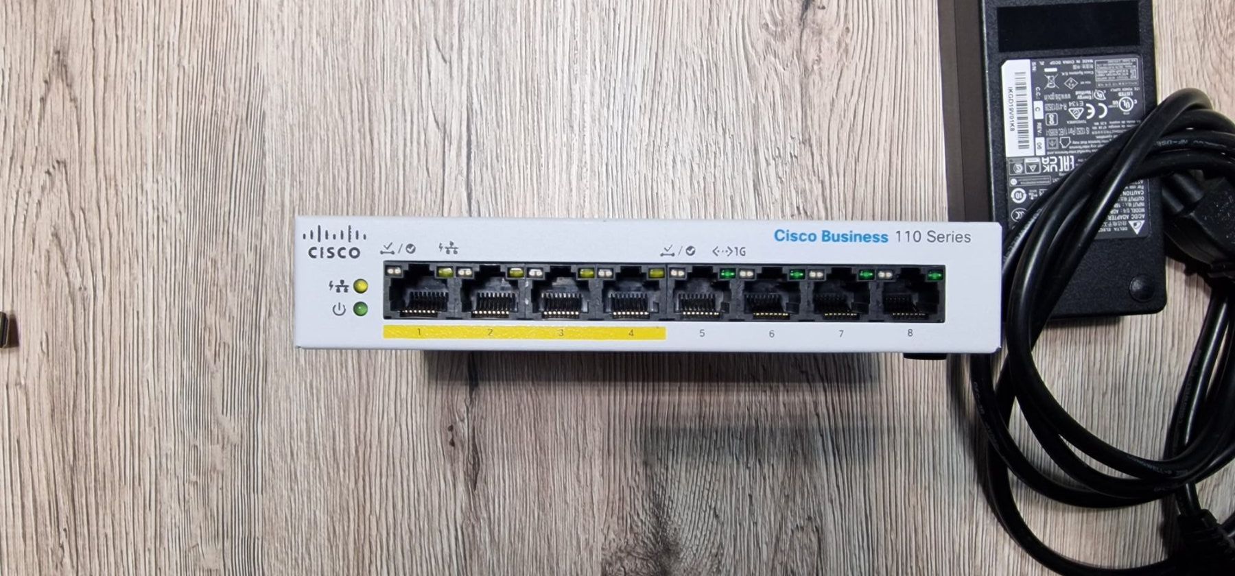 Guinzagli & Collari: Switch Cisco Business PoE – Usato da Dagmersellen venduto da Purppetz