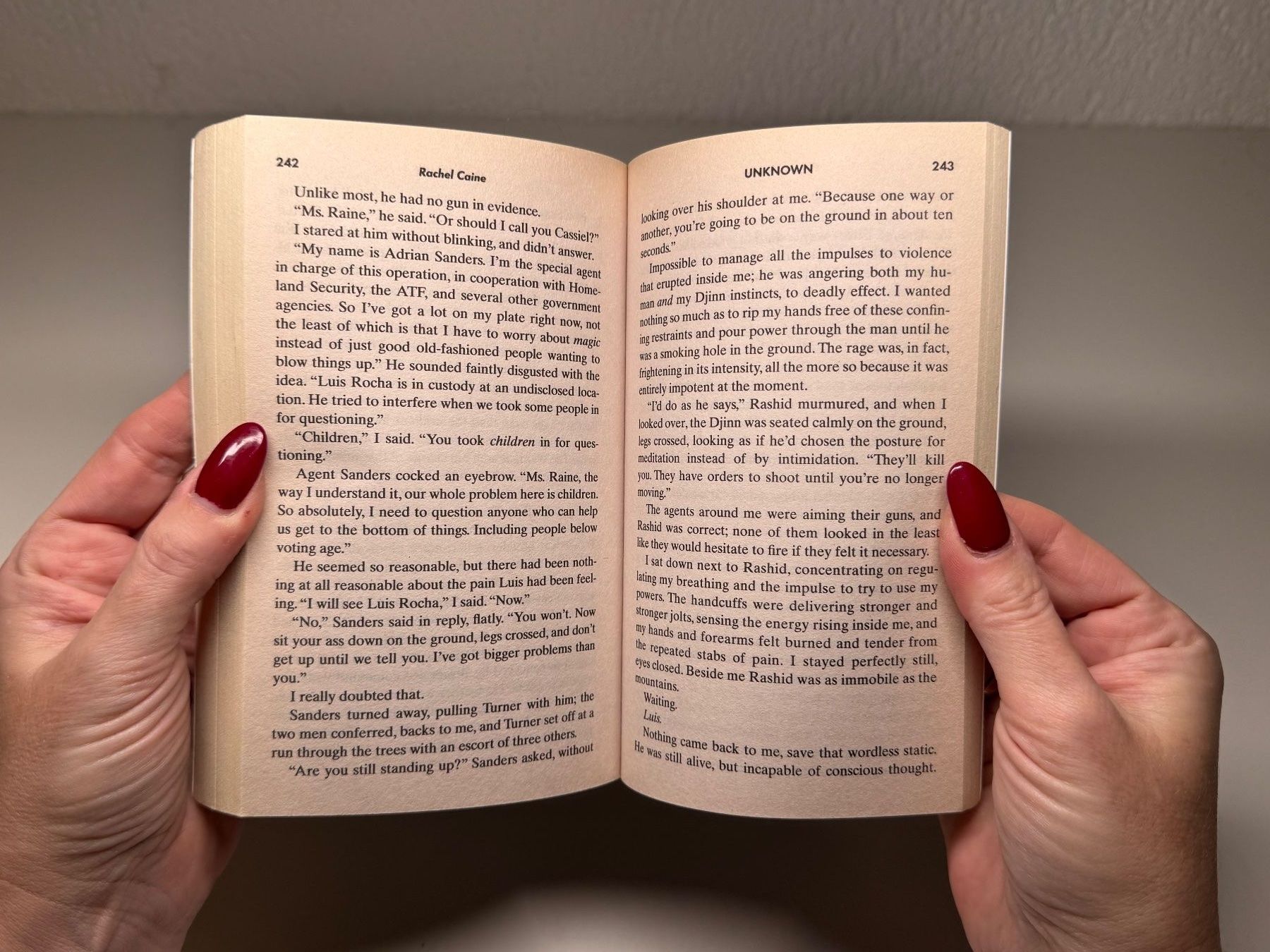 Libri: NOVEL: Rachel Caine: Unknown – Usato da Grosswangen venduto da English_books 7