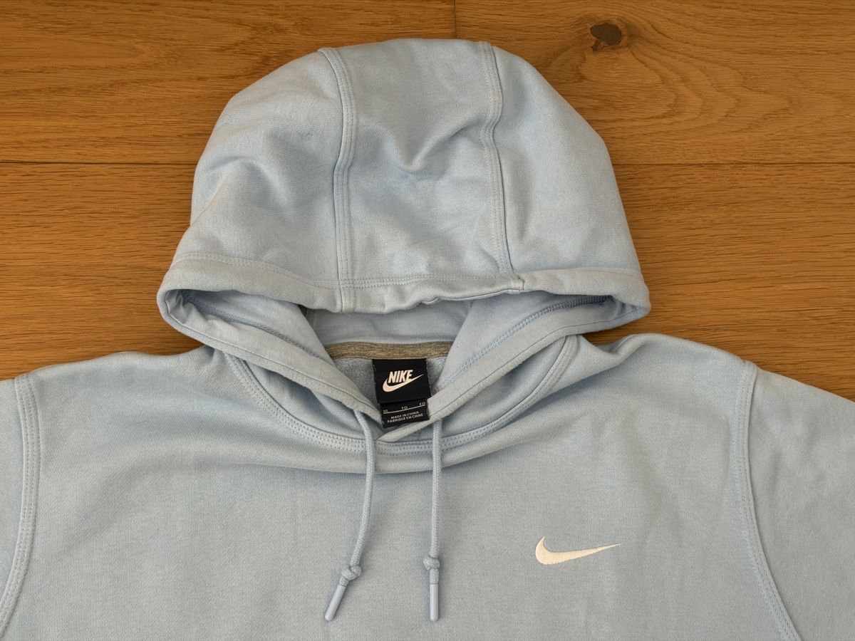 Nike Maglioni & Felpe: Nike Hoodie – Usato da Niedergösgen venduto da Lifestyle-85 1