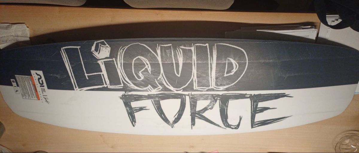 Surfboards & Schwimmbrette: Wakeboard Liquid Force Tao Daniel Grant 150 cm – Gebraucht aus Benglen von lub_pf6p 1