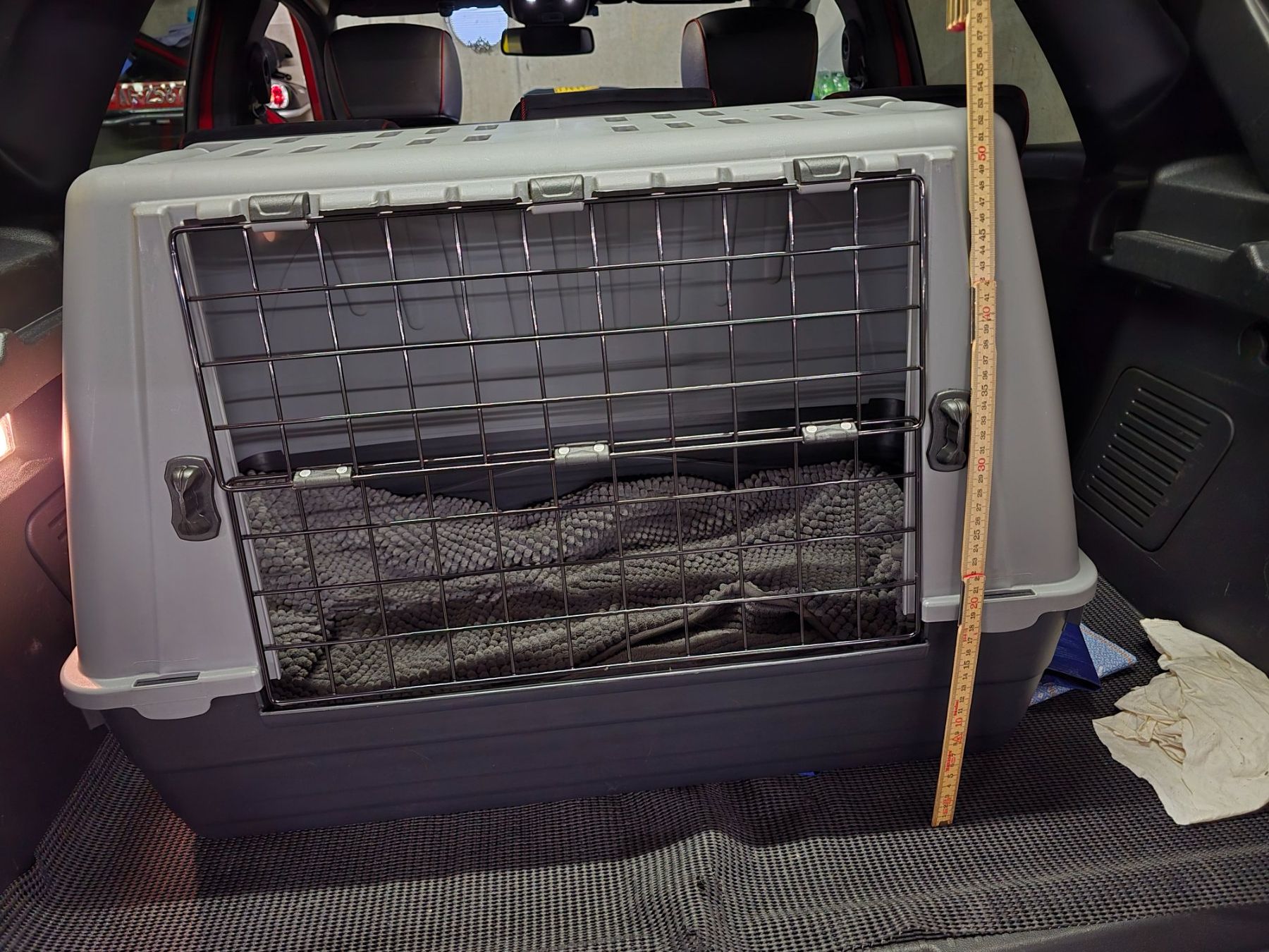 Gabbie, trasporto & Sicurezza: Hunde Transportbox – Usato da Merenschwand venduto da Juditha786