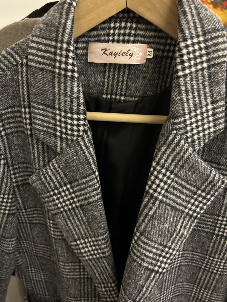 Cappotti: Stylish Checkered Blazer - Perfect for Spring/Autumn Layer – Nuovo (secondo la descrizione) da Zug venduto da luc_8rvs 2