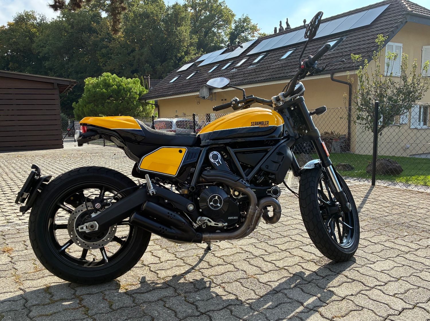 Ducati Strada: Ducati Scrambler Full Throttle jaune, parfait état – Usato da La Tour-de-Peilz venduto da dbu_kml8 1