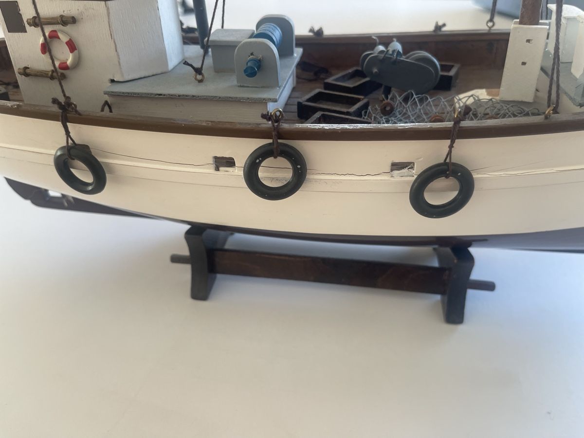Modellbausätze & Standmodelle: Arbeitsboot/Fischerboot aus Holz – Gebraucht aus Olten von 54m_g7s2 2