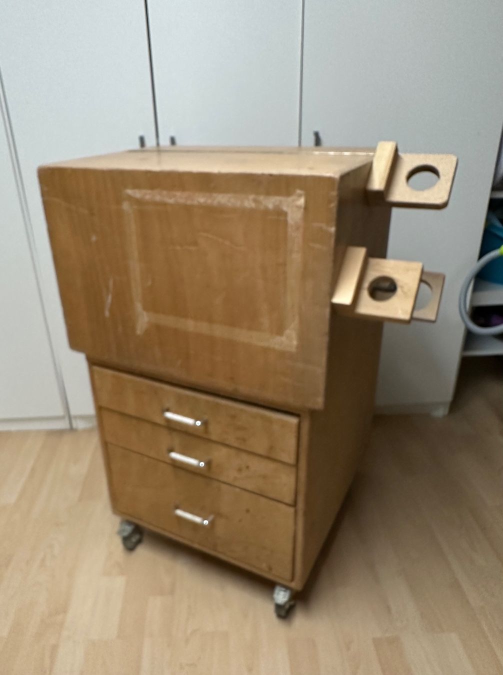 Armadi: Holz Werkzeugschrank – Usato da Brütten venduto da mir_8mgf 8