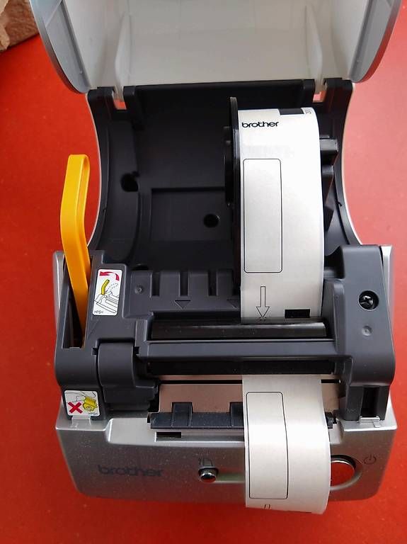 Brother Stampanti: Brother P-Touch QL-500 Etikettendrucker – Usato da Kradolf venduto da oxanab 3