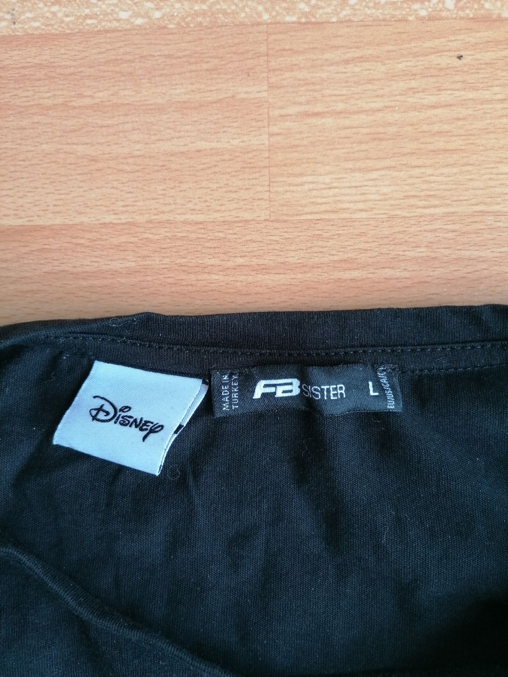 Disney Camicette, T-shirt & Top: Mickey Mouse T-Shirt – Usato da Hägendorf venduto da Fiooo 2