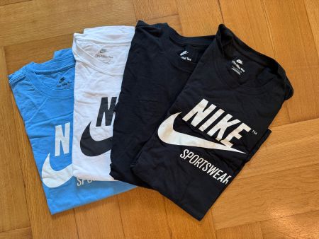 4x Nike T-Shirt Neu und ungetragen