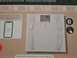 Top Zustand: Intelligente Waage mit Gesundheits-App!
