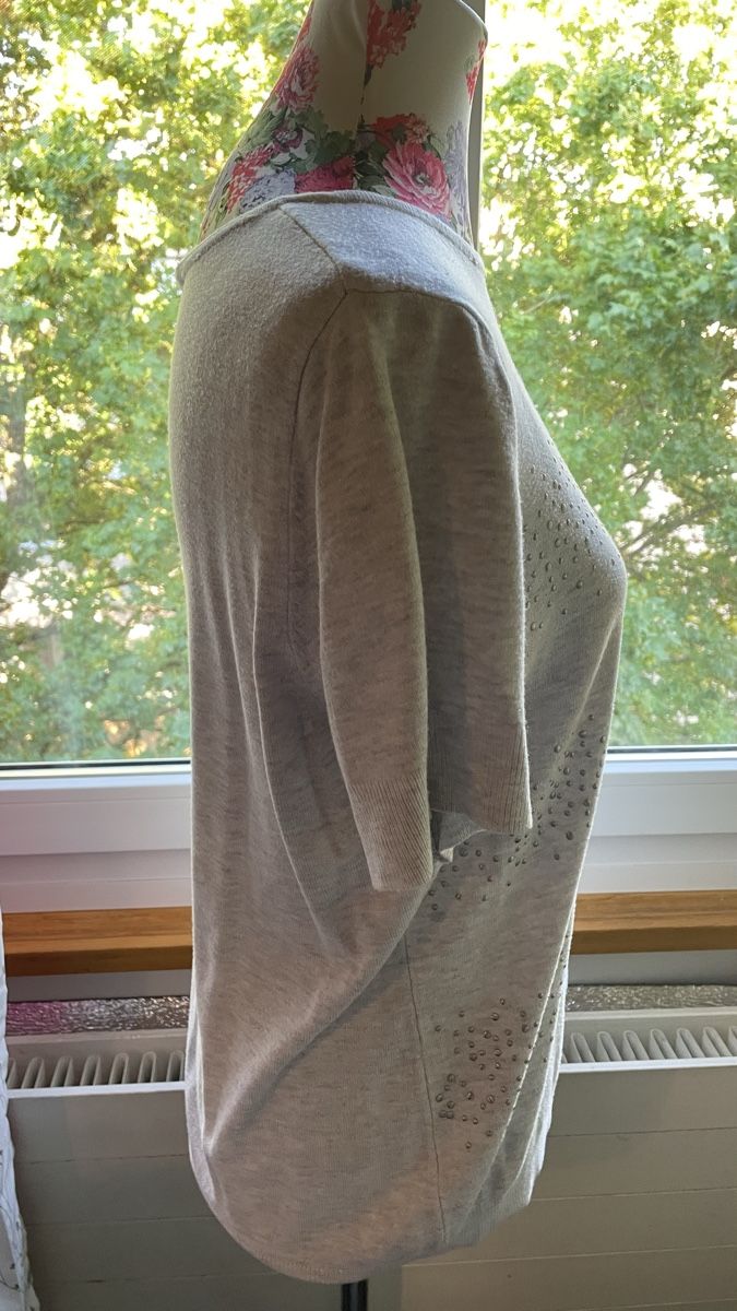 Pulls & Sweat-shirts: Charles Vögele kurzarm Damen Pullover hellgrau Grösse L – D'occasion à Schaffhausen par sun_k7nm 3