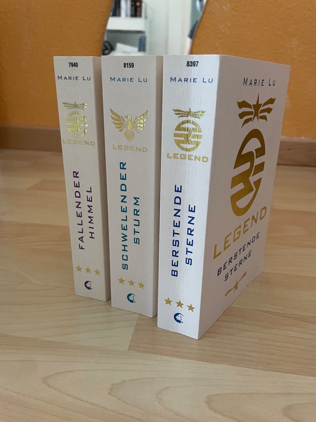 Libri: Legend-Trilogie von Marie Lu – Usato da Toffen venduto da cena_st