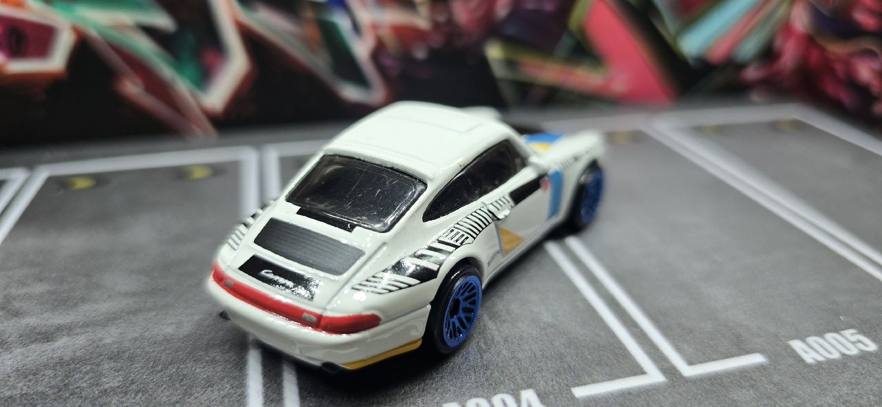 Hot Wheels Modellini d'auto: Hot Wheels Porsche – Nuovo (secondo la descrizione) da Frauenfeld venduto da ufo_yk6c 1