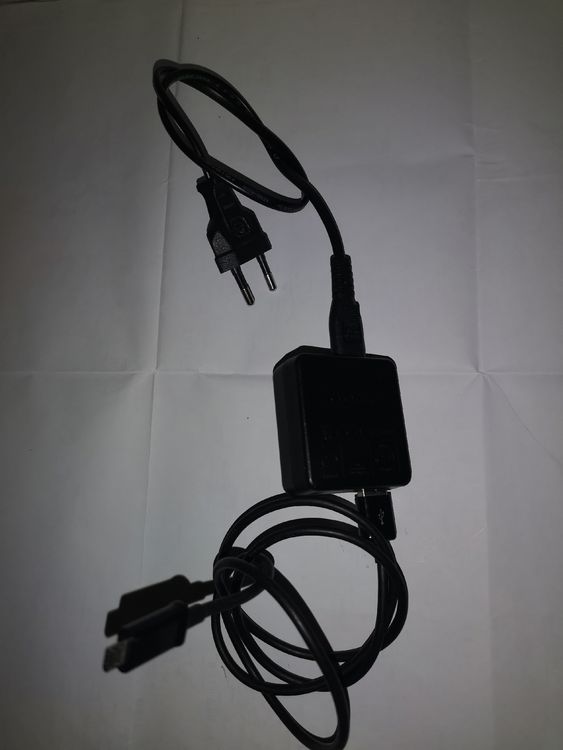 Netzladegerät Für Sony Ericsson Z600 - Reiseladegerät, 100 Cm Kabel, Mit Überhitzungsschutz, 2 Jahre Garantie