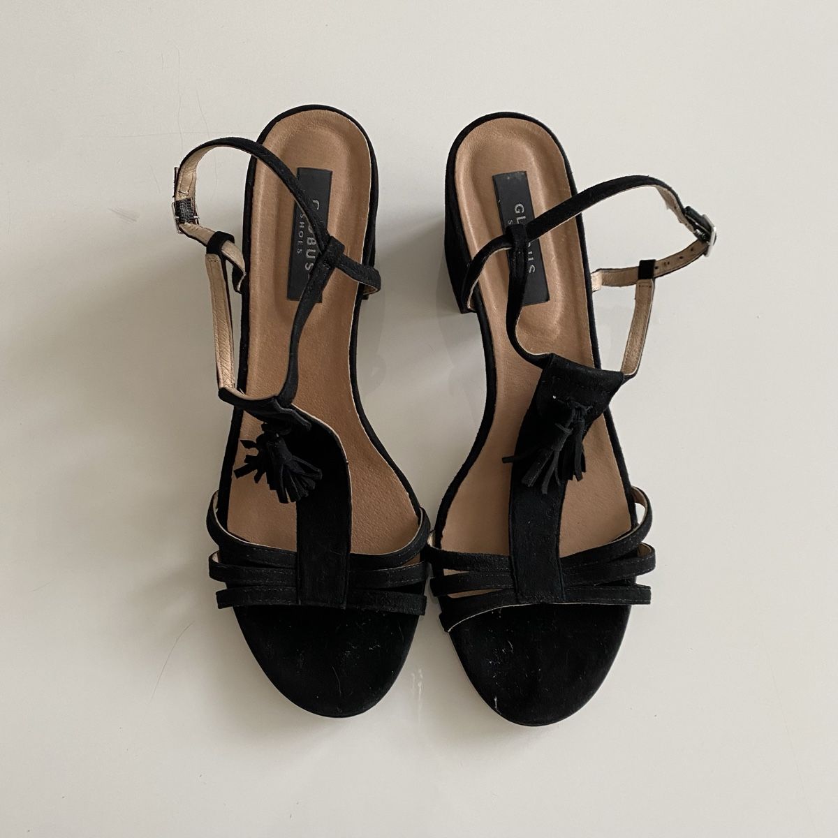 Globus Chaussures femmes: Globus Pumps schwarz, Gr. 41 – D'occasion à Egg b. Zürich par Sophie.ae 4