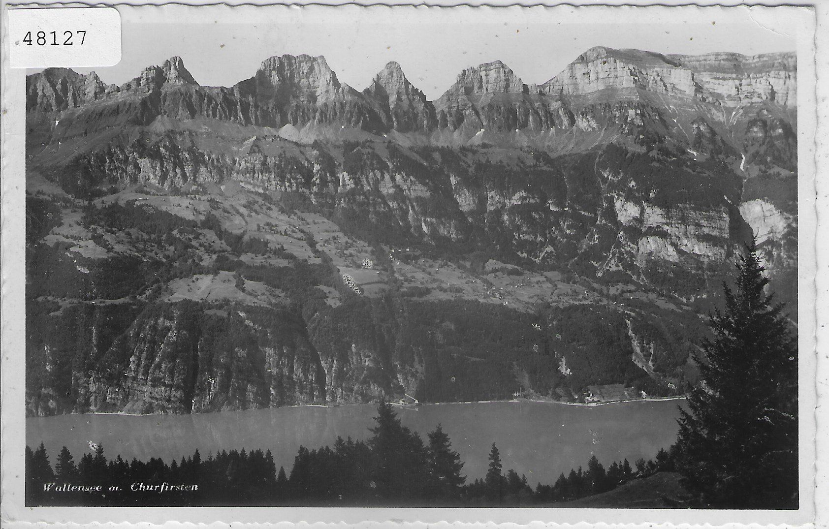 Cartoline postali: Wallensee mit Churfirsten – Usato da Ettingen venduto da Kartenplanet
