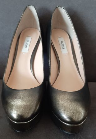 Damen Guess Leder Schuhe - size 38