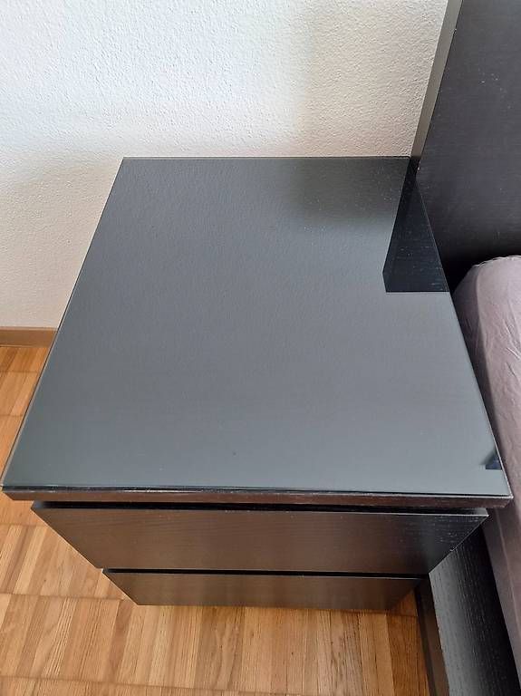 Comodini:  2er Set IKEA MALM Nachttische + Glasplatten – Usato da Wettingen venduto da mil_hrs8 2