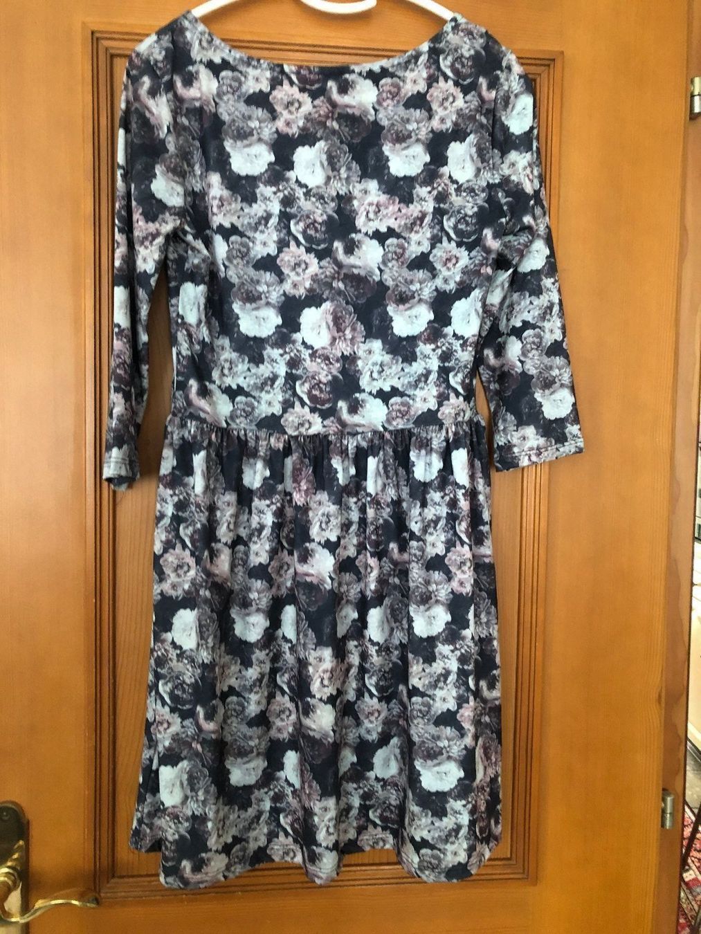 C&A Kleider: Schönes Kleid von Clockhouse Gr. M – Gebraucht aus Gossau SG von Gusho 1