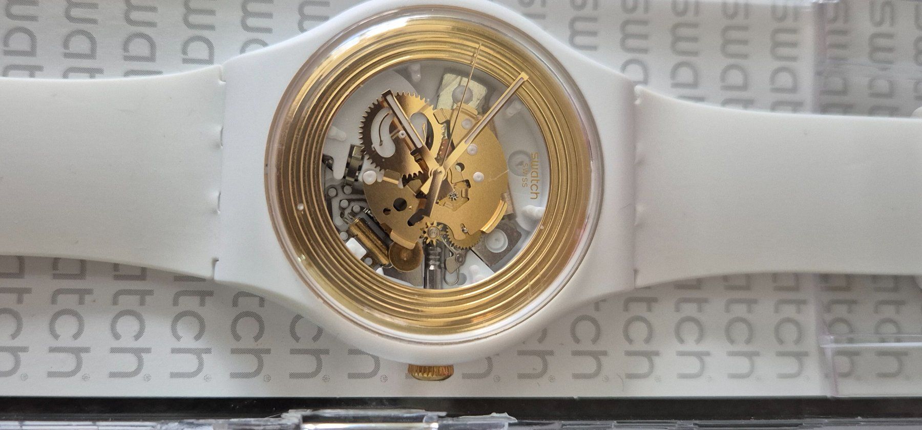 Swatch Orologi: Swatch Damen – Usato da Zug venduto da Christina.M9 2