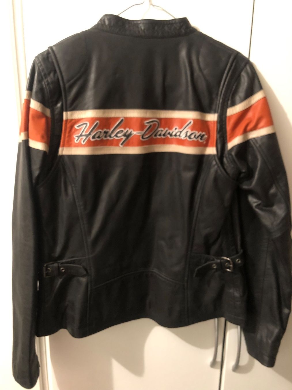 Harley-Davidson Giacche: Harley Davidson Damen Lederjacke – Usato da Stetten SH venduto da guancia 1
