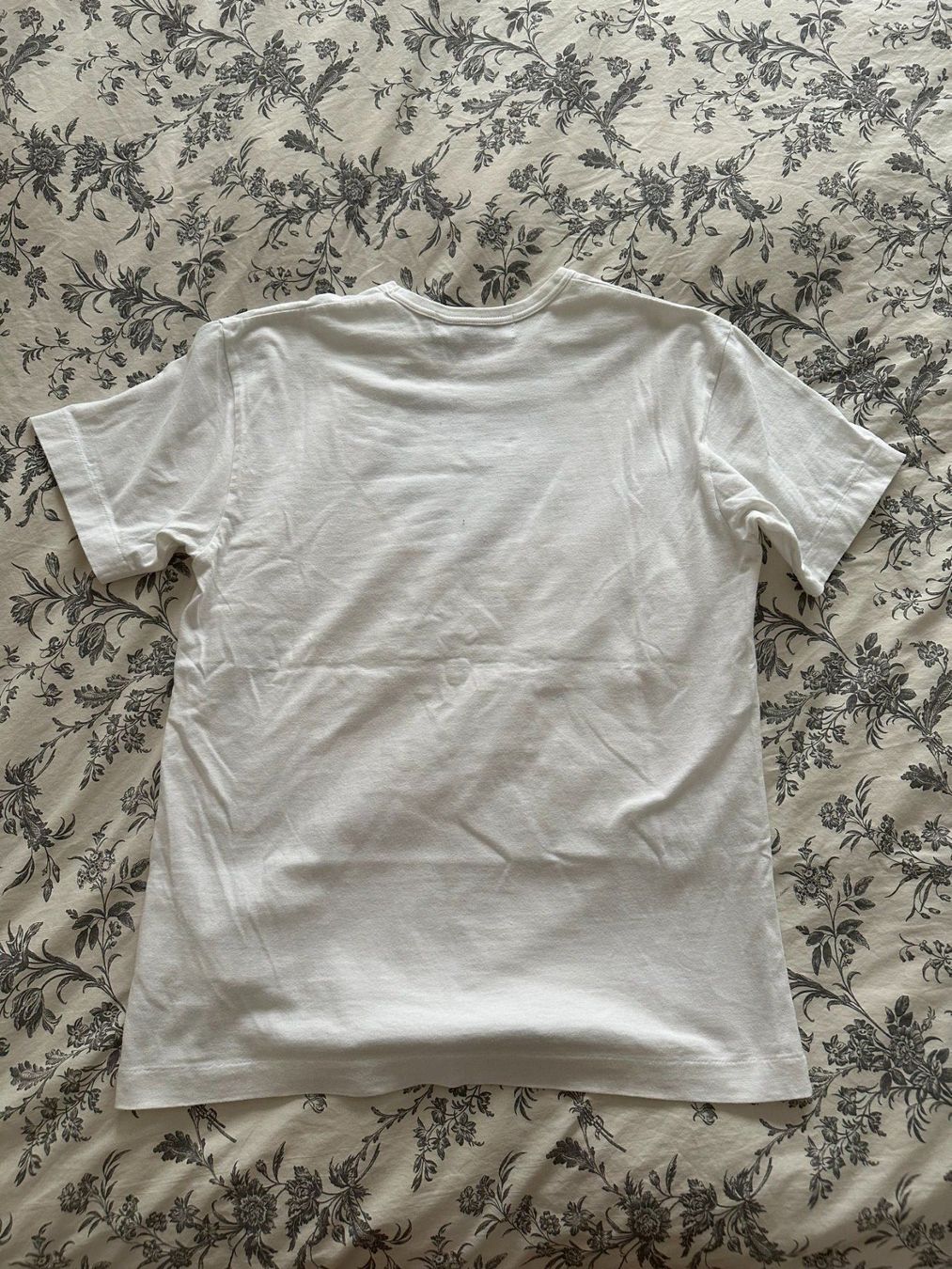 Comme Des Garcons T-shirt: T-Shirt CDG Play L – Usato da Lausanne venduto da PeixotoBruno 4