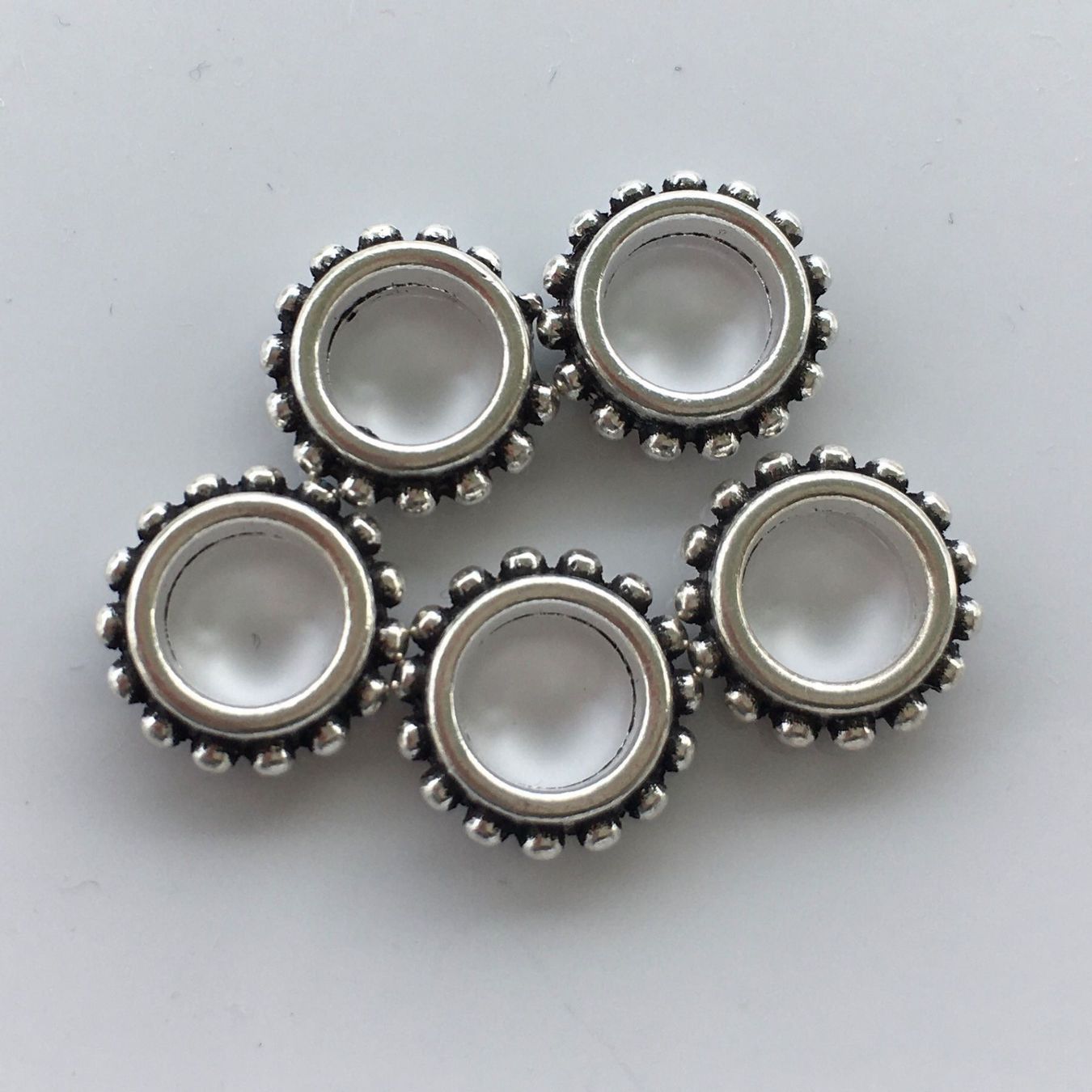 Perle (finte): Retro-Stil Ring antik Silbern, 13mm, 5 Stück – Nuovo (secondo la descrizione) da Stallikon venduto da perlenliebe 1