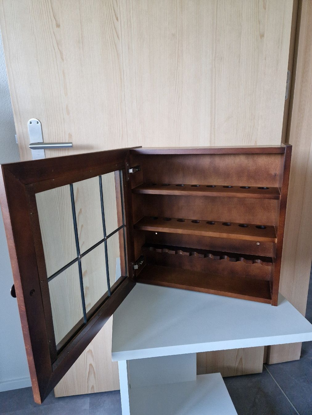 Vetrine: Tabakpfeifen Vitrine / Wandschrank – Usato da Seedorf BE venduto da Twister65 2
