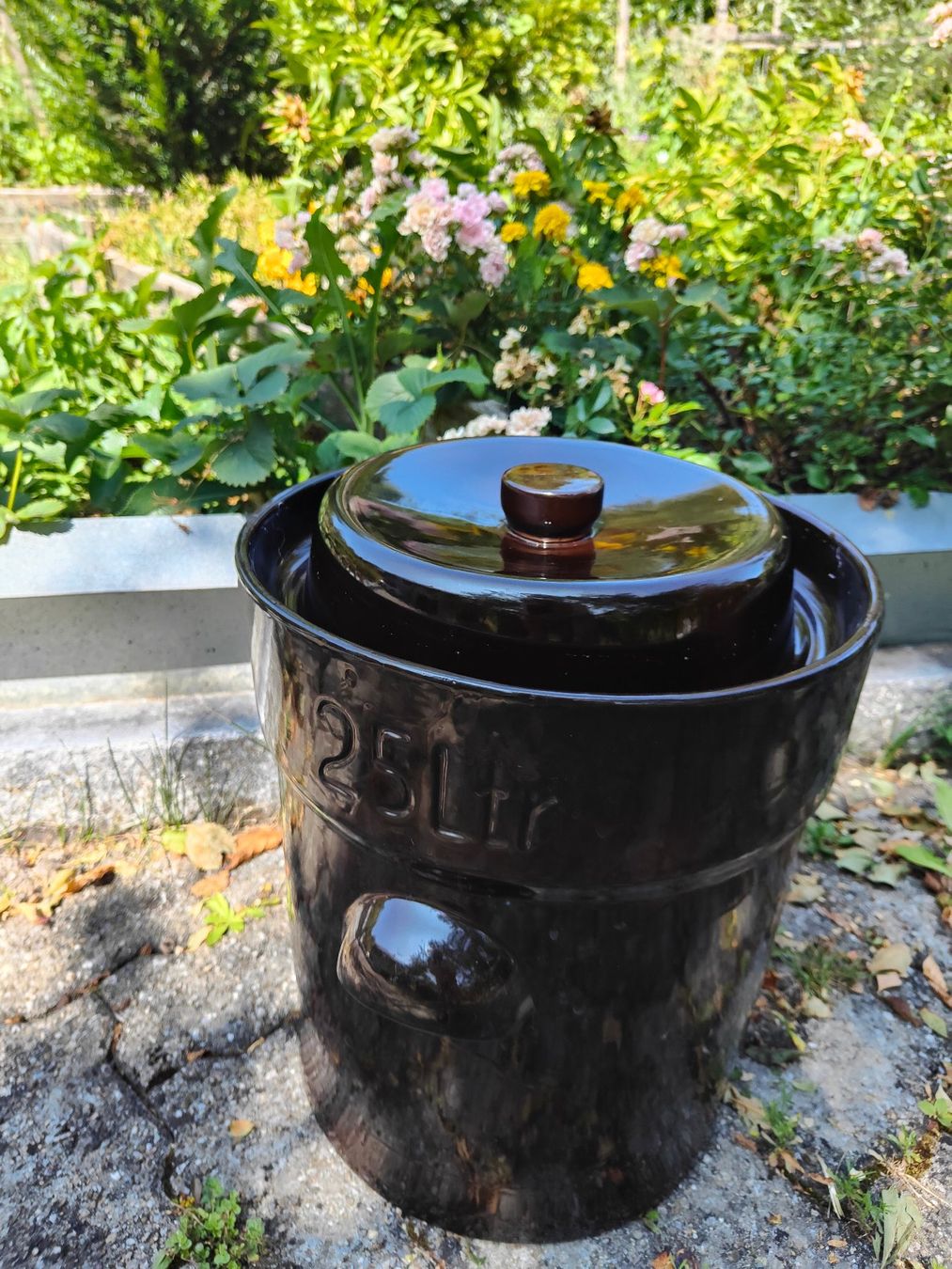 Accessori: Pot à choucroute en grès à joint d'eau, 25 litres – Usato da Corgémont venduto da Similitude 3