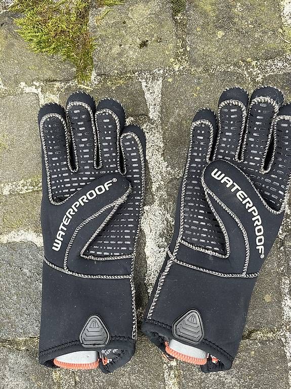 Guanti & manicotti: Waterproof G1 5mm Tauchhandschuhe – Usato da Merlischachen venduto da thegreats 1