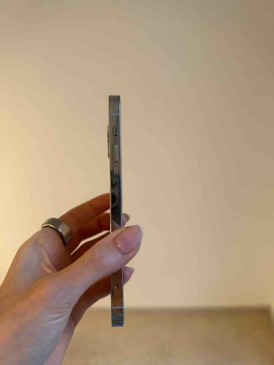 Apple Telefoni cellulari / Smartphones: Apple iPhone 12 Pro – Usato da Zürich venduto da aglier 3