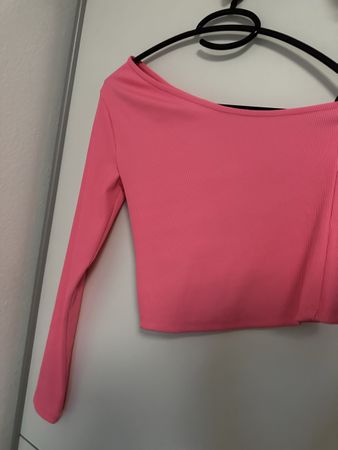 Pinkes One-Shoulder Crop Top von Bershka in Grösse S