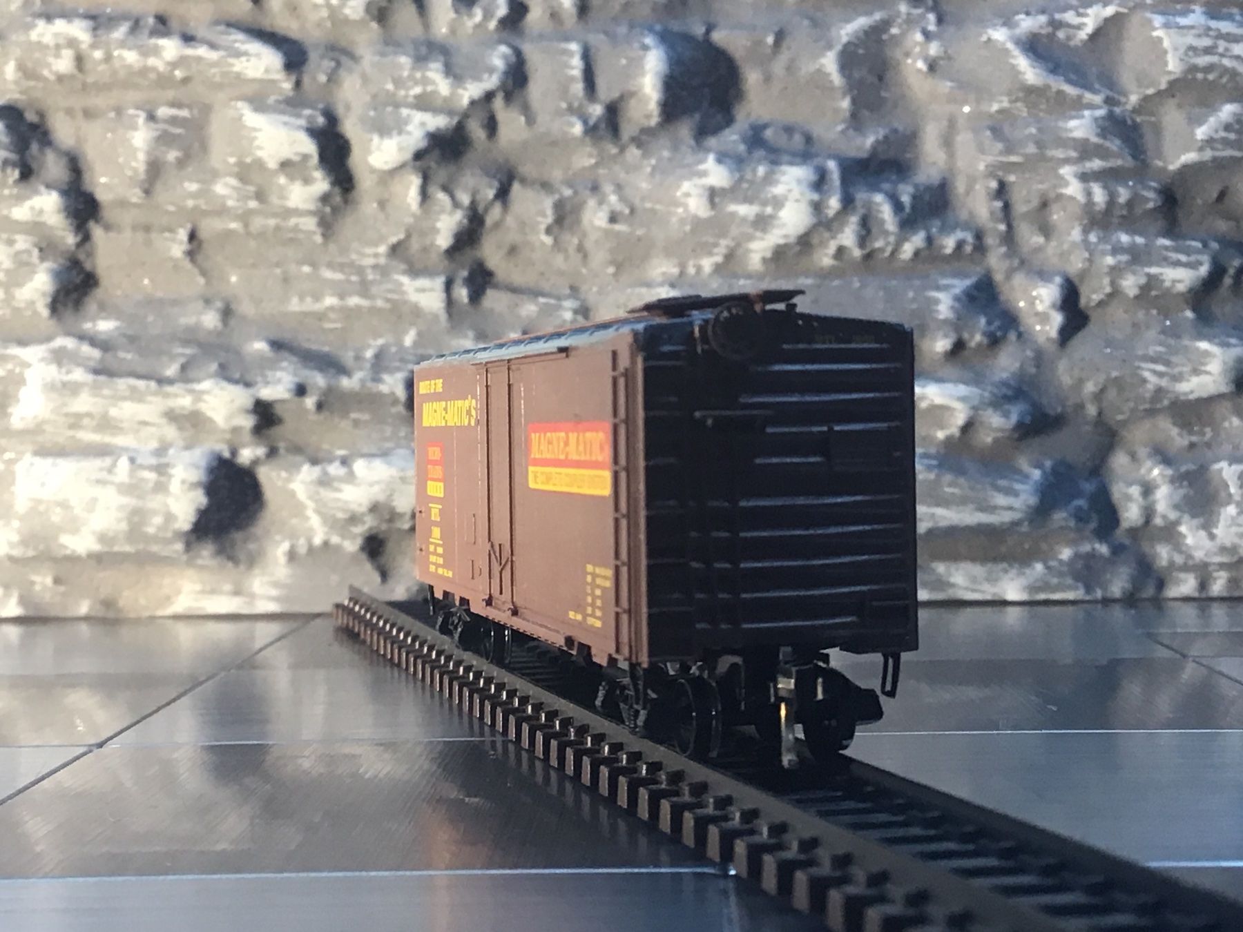 Micro Trains Line Modelleisenbahnen: MICRO TRAINS LINE GÜTERWAGEN SPUR N – Gebraucht aus Männedorf von Modellbau-wyss 1
