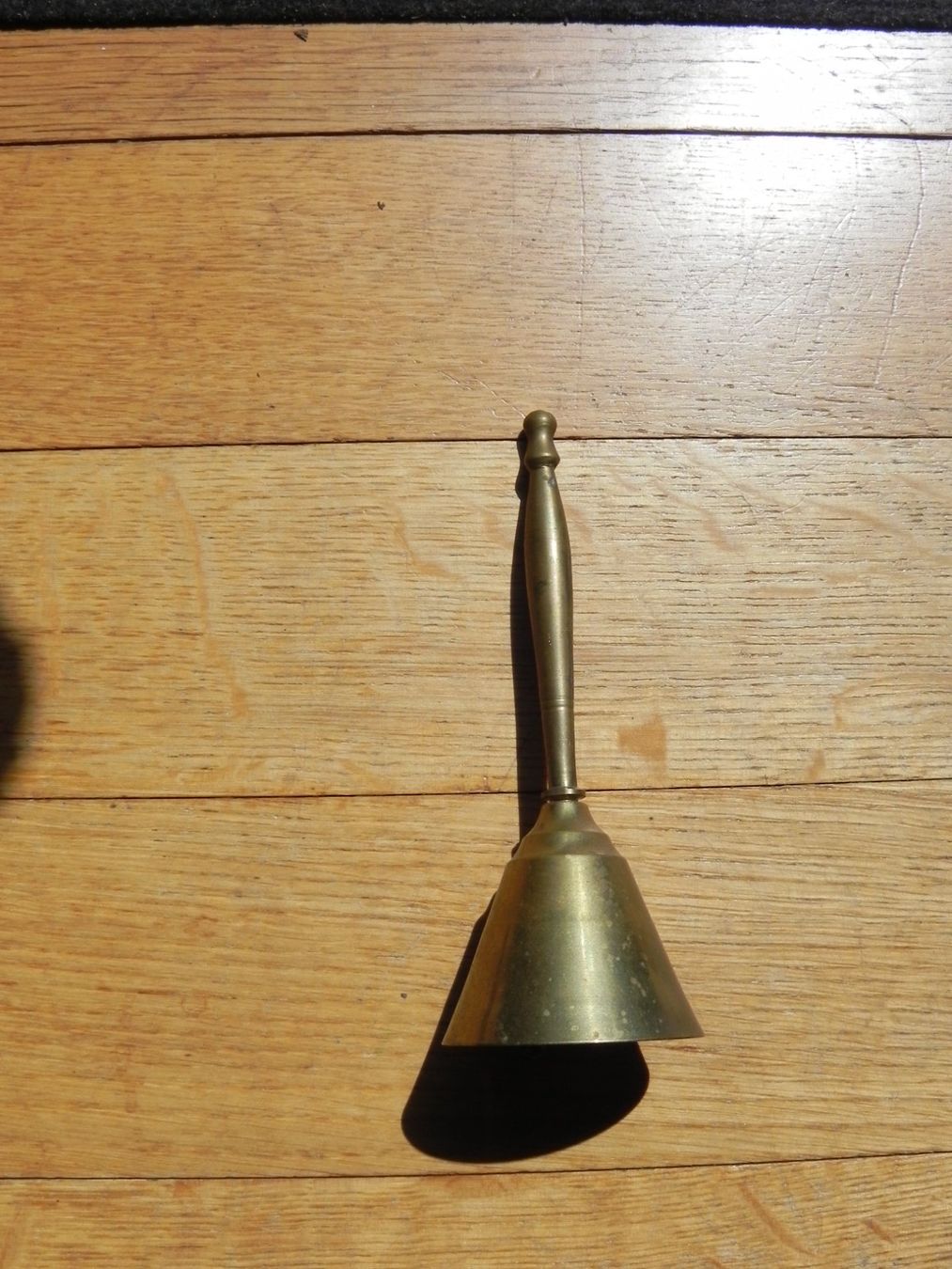 Glocken & Treicheln: Messing Glocke Glöckchen – Gebraucht aus Winterthur von Retan0 1