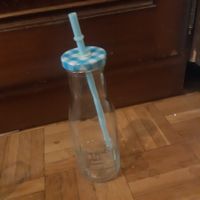 Trinkflasche Glasflasche mit Strohhalm, Blau/Weiss Gestreift