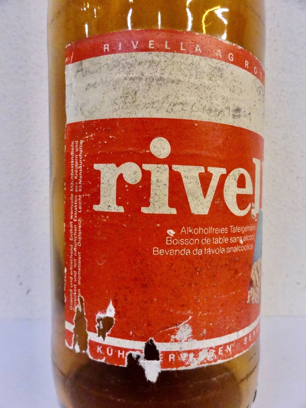 Altro in Stoviglie & Bicchieri: alte Flasche RIVELLA ROTHRIST 1973 – Usato da Kerzers venduto da Flaschenposten 4