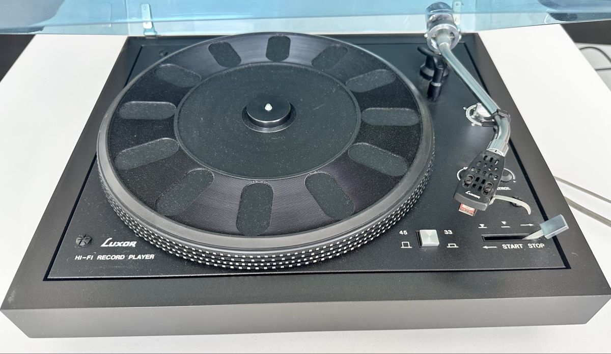 Giradischi: Luxor Hifi Record Player – Usato da Oberkirch LU venduto da Kermit1063 2