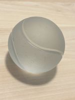 Tennisball Briefbeschwerer / Deko aus Glas, mattiert 80er J.